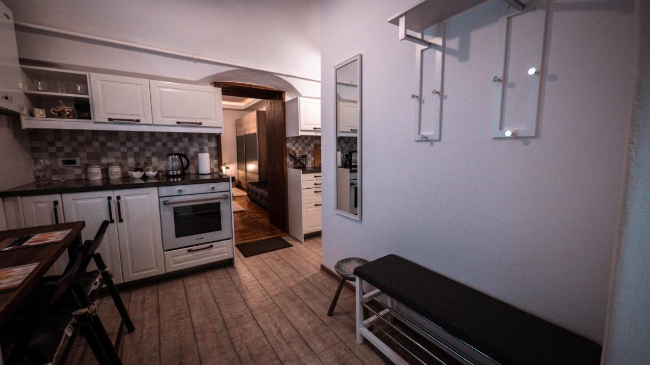 La Garcon Apartman Brassó Kültér fotó